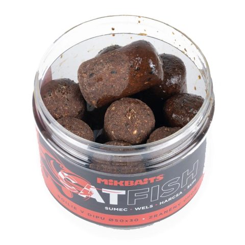 Mikbaits Boilie v dipu Catfish sumec Játra Halibut 500ml