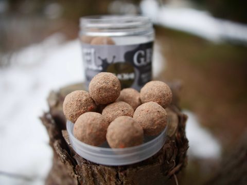 G.B.U. Obaľované Boilies Kekel Belachan 135g