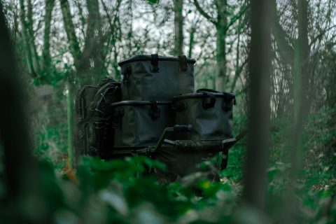 Nash Taška Subterfuge Waterbox Carryall Large 47L