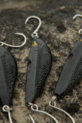 Black Cat Nástraha Heavy Vibe V Lure Black