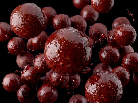 Delphin Boilies v dipe BreaX/HotHELL Robin red-Chilli-Fr.Klobása 200ml