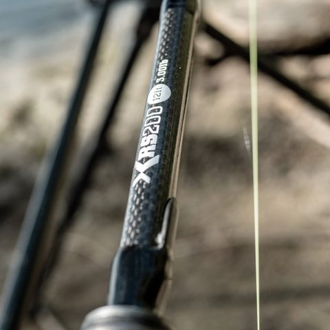 Giants Fishing Kaprový prut XRS200 12ft 3.50lb 2pc