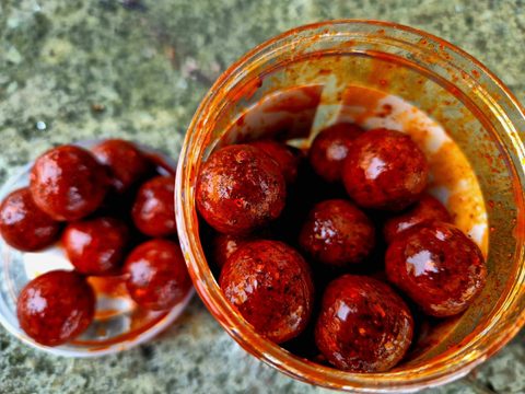 G.B.U. Boilies v dipu Bullets D5 200g