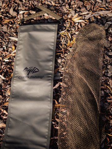 Giants Fishing Vodotesný obal na podberák Landing Net Waterproof Bag