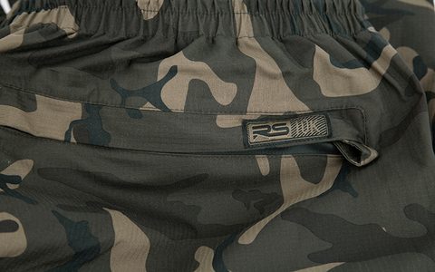 Fox Nohavice Lightweight Camo RS 10K Trousers