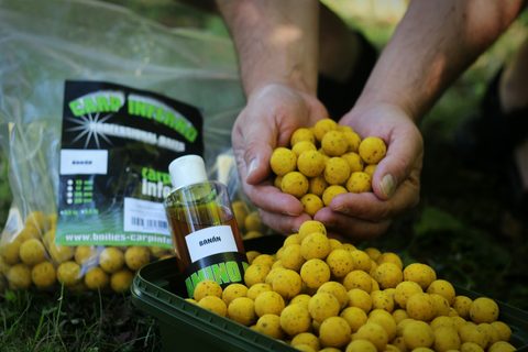 Carp Inferno Boilies AKCIA Light Line 3 kg + 250 ml Booster