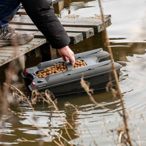 RidgeMonkey Zavážecí loďka Hunter 3000 Bait Boat