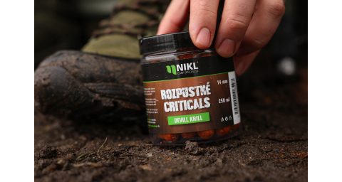 Nikl Rozpustné Criticals boilie Devill Krill 250ml