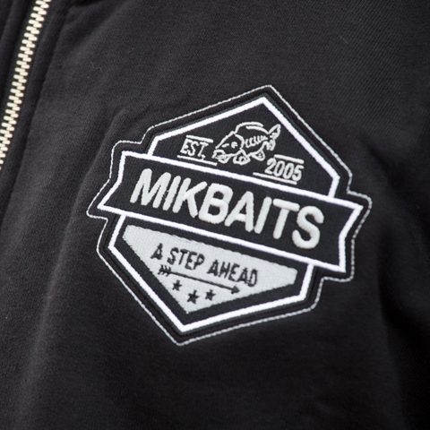 Mikbaits Mikina fans team so zipsom čierna