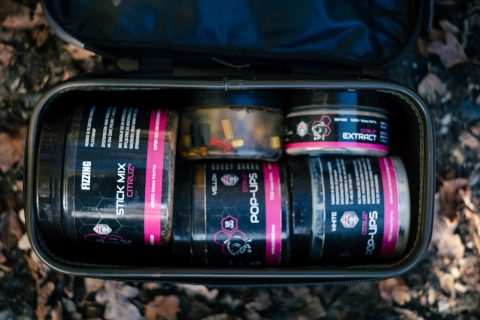 Nash Puzdro Subterfuge Waterbox Pouch Medium 2L