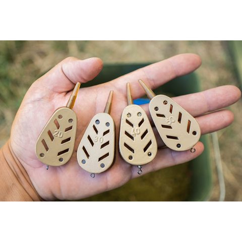 Giants fishing Krmítko Method Feeder Twist Flat