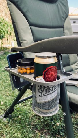 Chyť a pusť Stoleček ke křeslu + víčko na nápoje