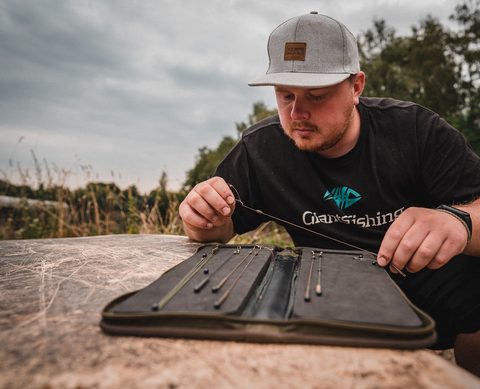 Giants Fishing Puzdro na návazce Stiff Rig Wallet XL