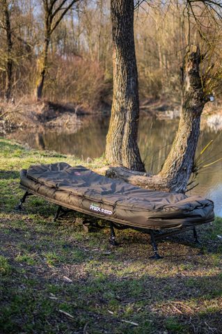 Giants fishing Lehátko + spací pytel Bedchair/Sleeping Bag System RWX 5 STD