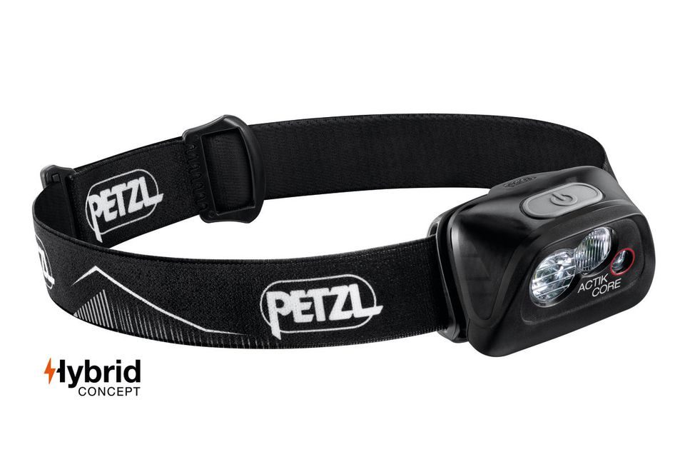 Petzl Čelovka Actik Core černá