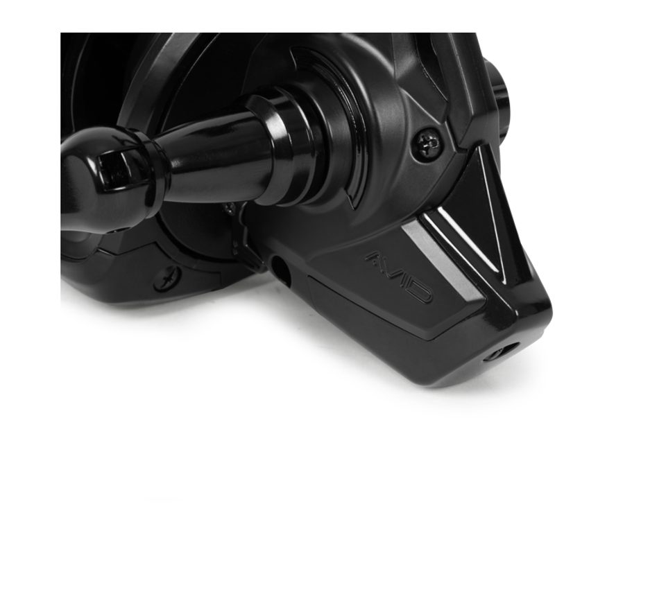 Avid Naviják Revolve 8000FD Reel