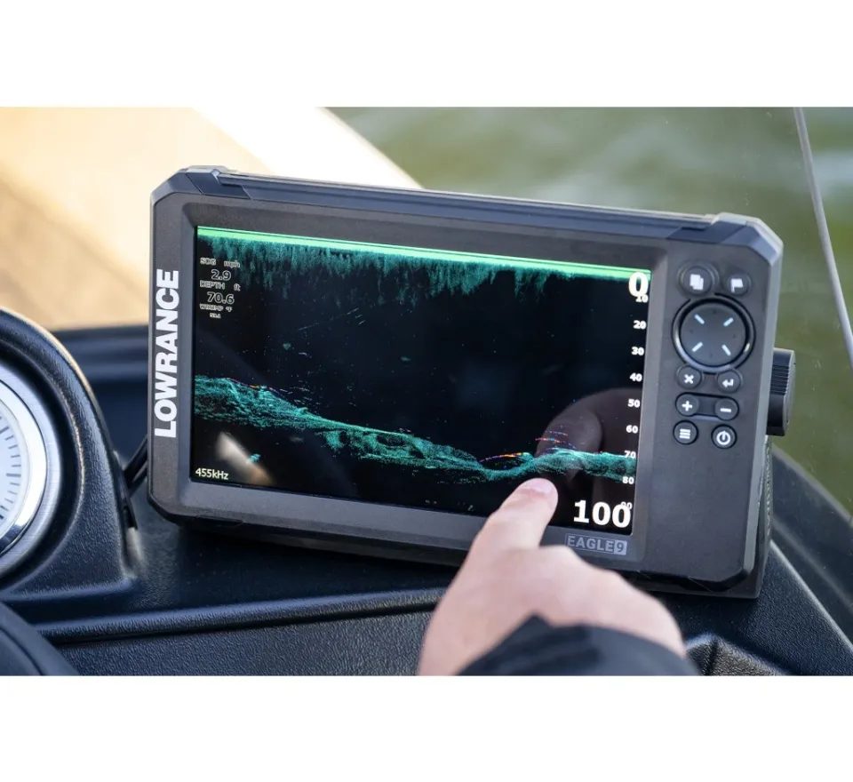 Lowrance Echolot Eagle 9 se sondou Tripleshot HD + baterie + nabíječka ZDARMA