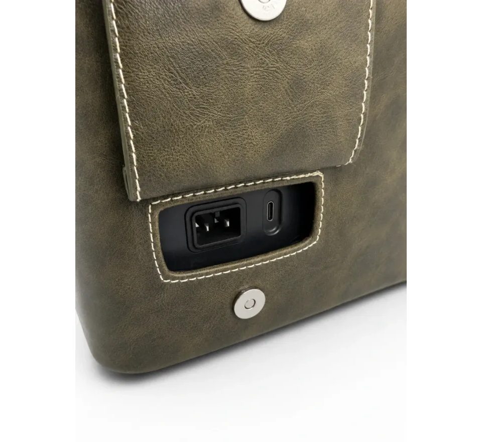 Boatman Kompresorová lednice 18L USB-C 12/24/230 V