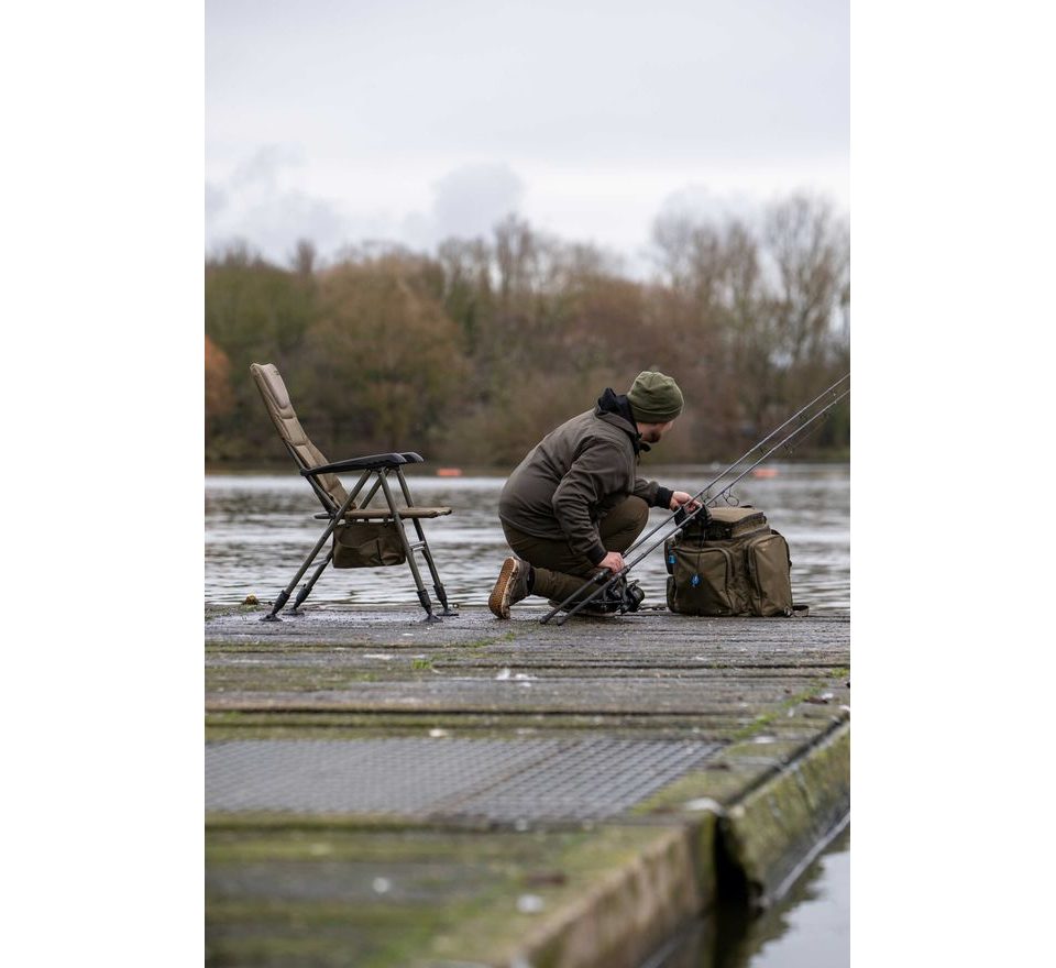 Avid Křeslo Revolve X Armchair