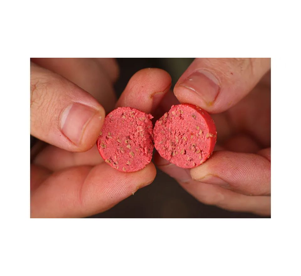 Nikl Rozpustné Criticals boilie Strawberry 250ml