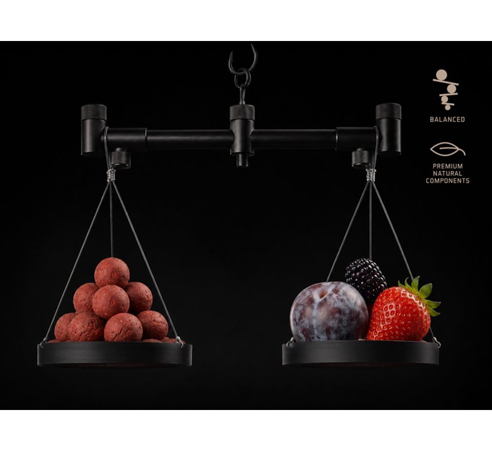 Delphin Vyvážené boilies BreaX/SweetBERRY Moruše-Jahoda-Švestka 100g