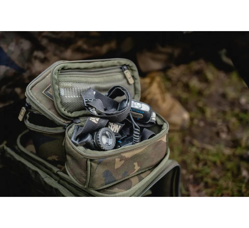 Nash Puzdro Subterfuge Tackle Pouch Medium