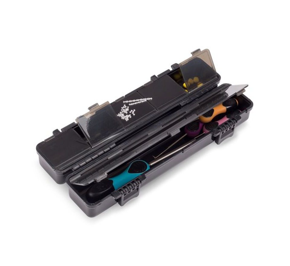 Nash Puzdro Needle Box