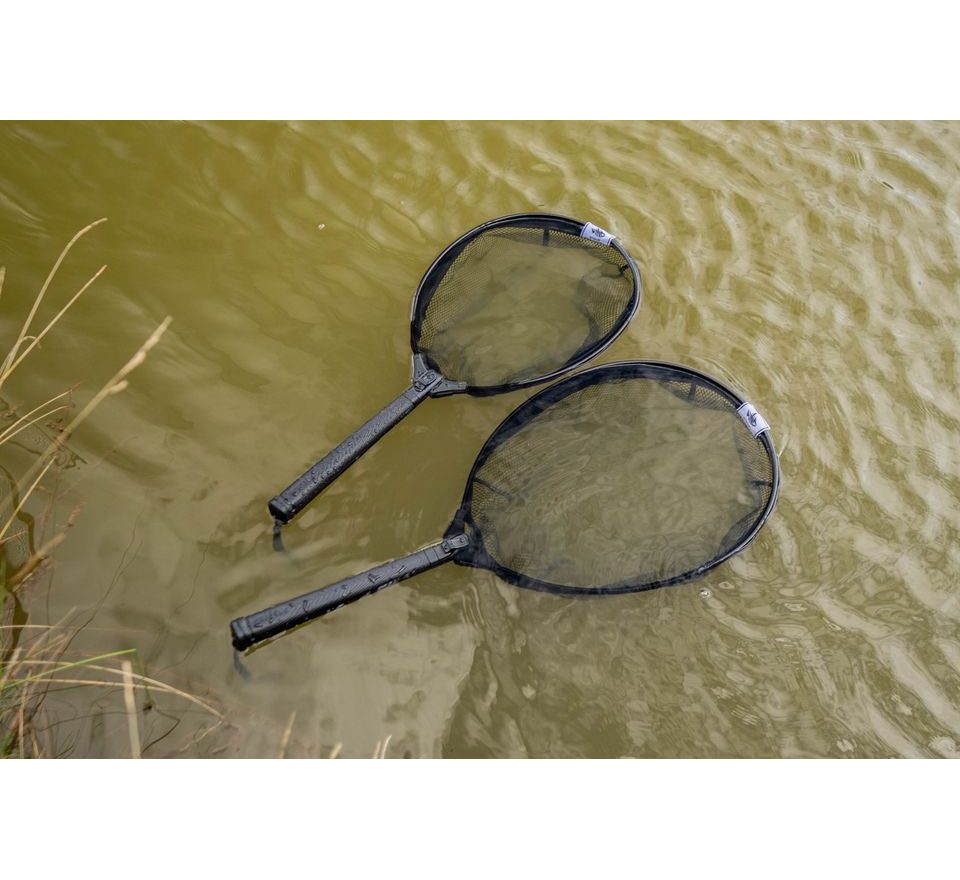Giants fishing Plovoucí podběrák s pogumovanou síťkou Deluxe Rubber Float M 45x35cm