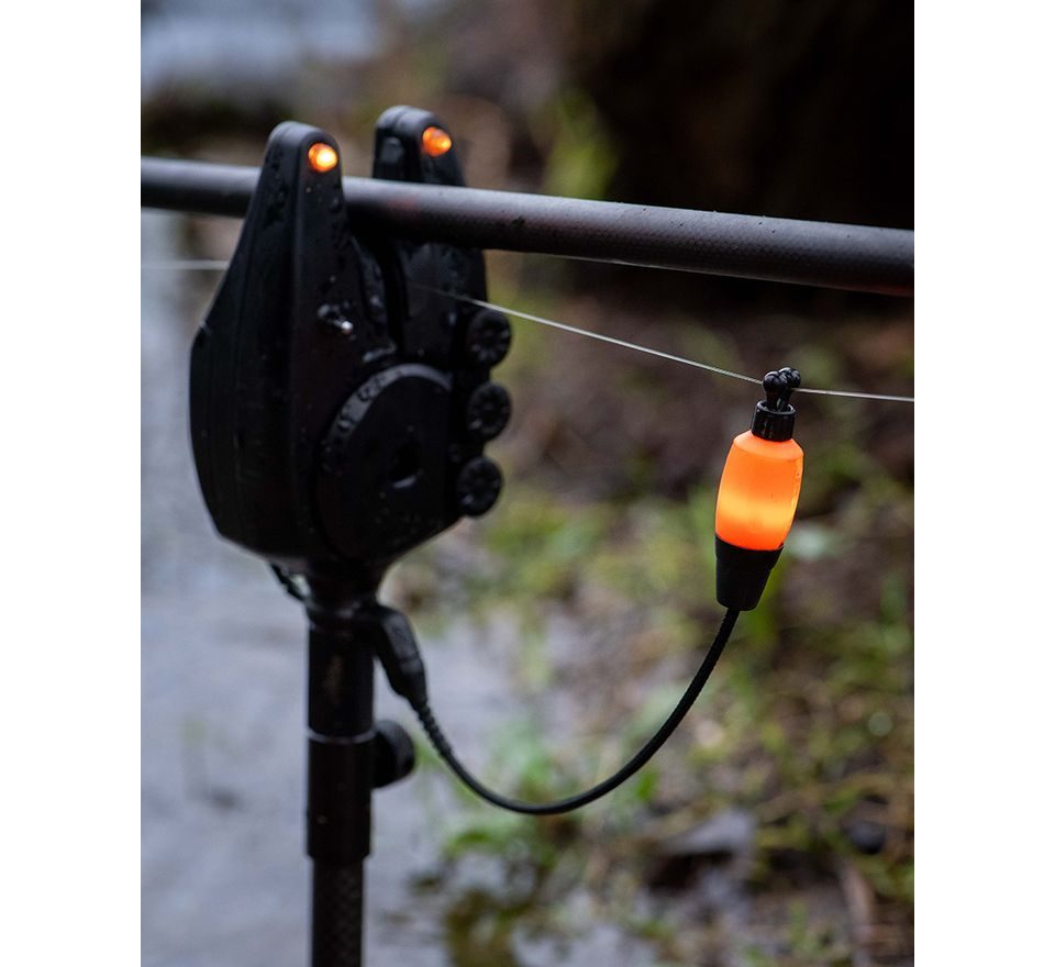 Fox Swinger Black Label Dinky Halo Bobbins