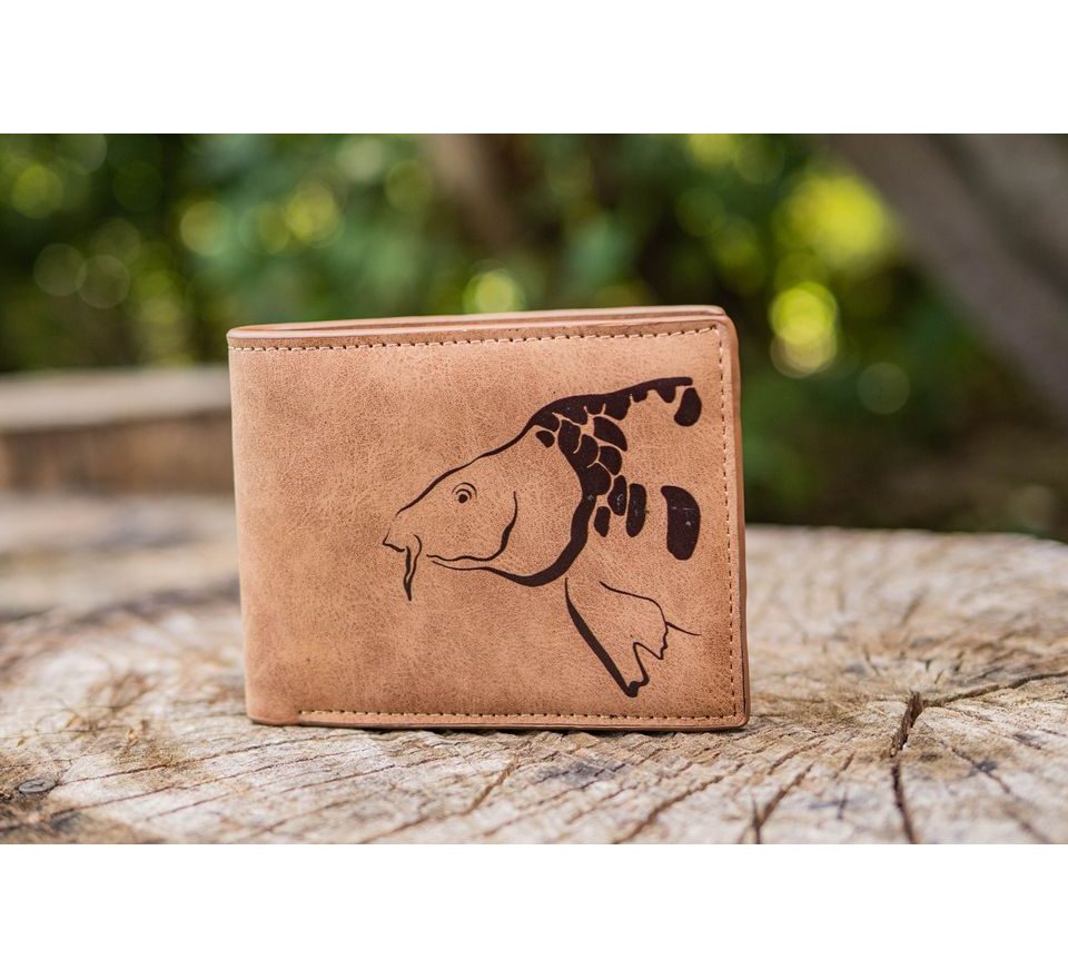 Giants fishing Peněženka hlava kapra Brown Wallet Carp Head hnědá