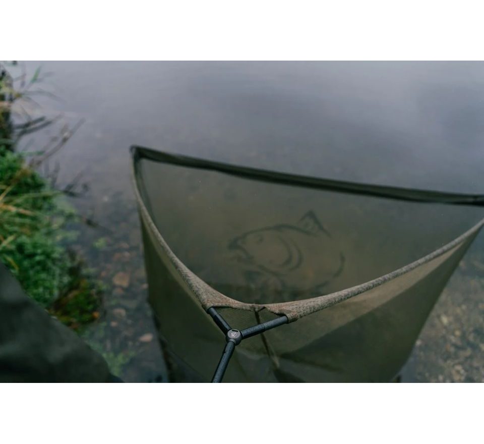 Nash Podběrák Air Force F10 Landing Net 46"