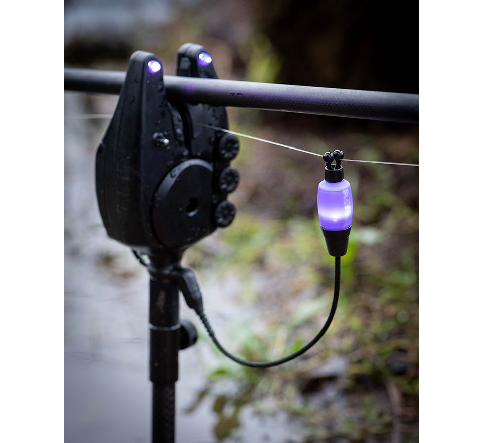 Fox Swinger Black Label Dinky Halo Bobbins