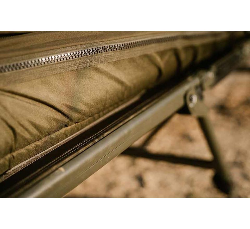 Fox Lehátko Flatliner X Bedchair