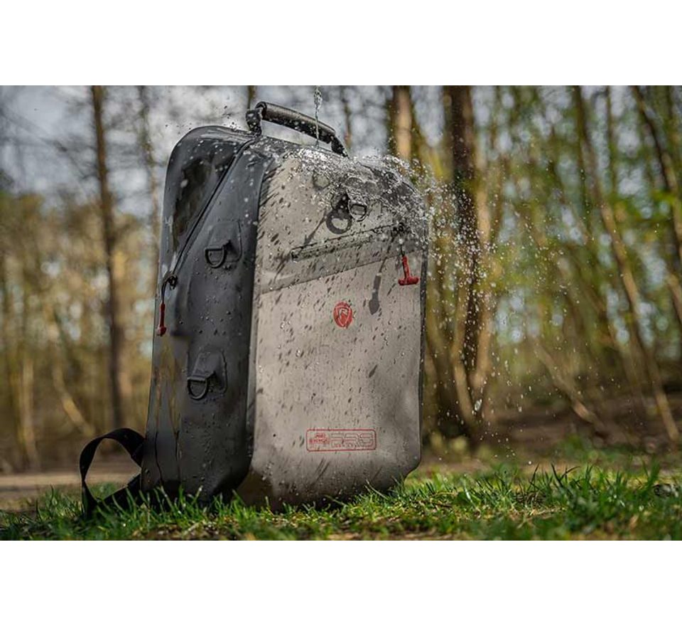 Fox Rage Batoh Pro Series Waterproof Rucksack