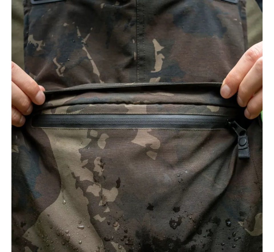 Nash Kalhoty ZT Helluva Waterproof Bib and Brace Camo