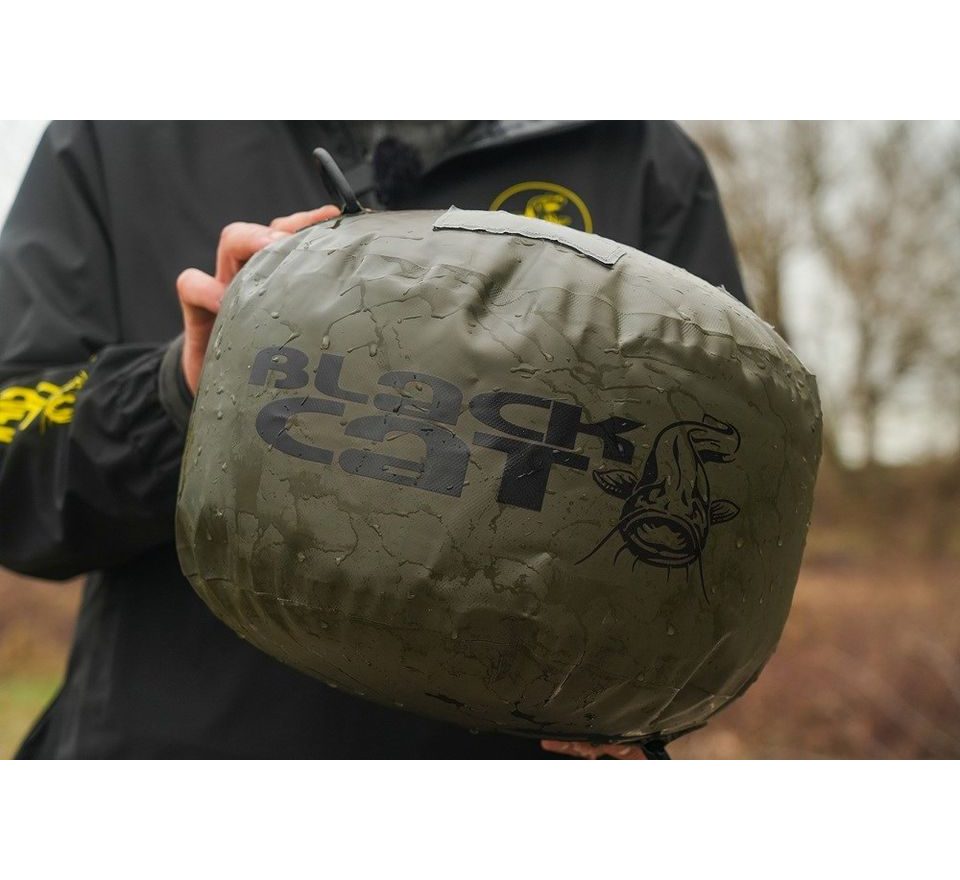 Black Cat Bójka S Bója