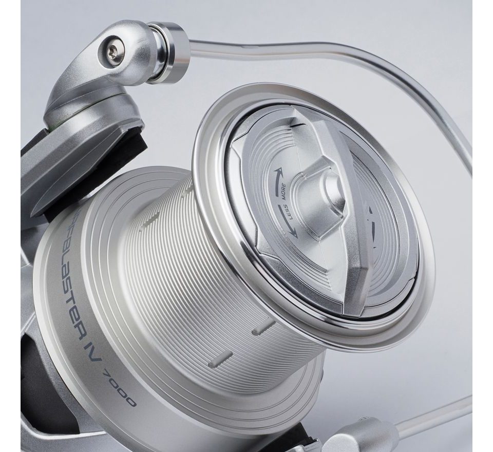 Penn Naviják Surfblaster IV 8000 Long Cast Silver