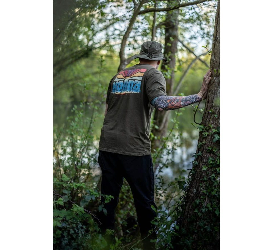 Korda Tričko Dawn Vibes Tee Dark Olive