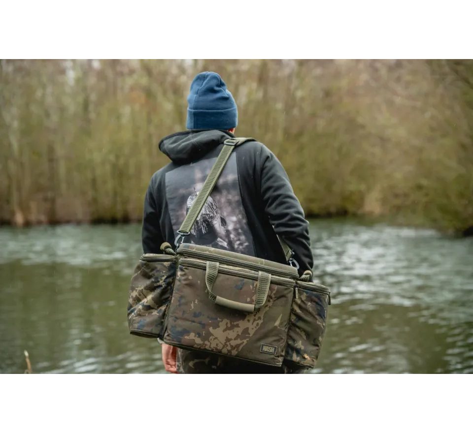 Nash Taška Subterfuge Carryall Small 30L