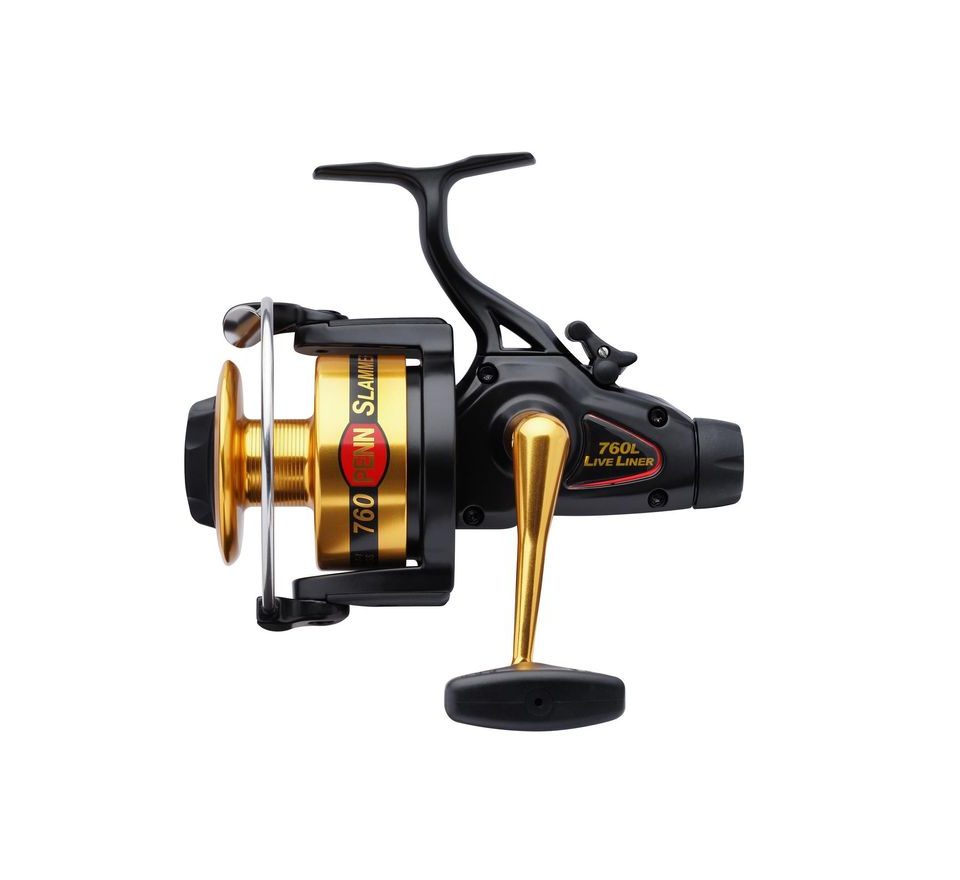 Penn Naviják Slammer Classic Live Liner 560