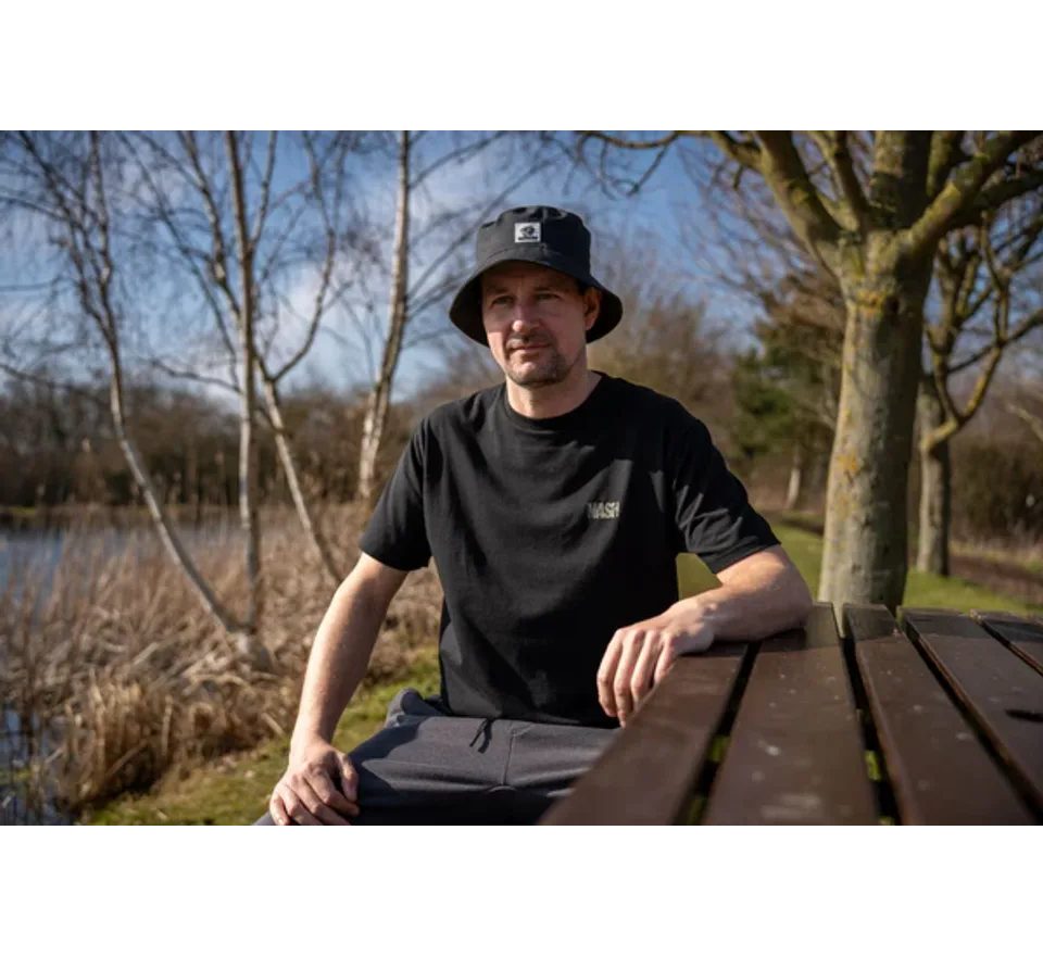 Nash Tričko Make It Happen Carp Logo T Shirt Čierne