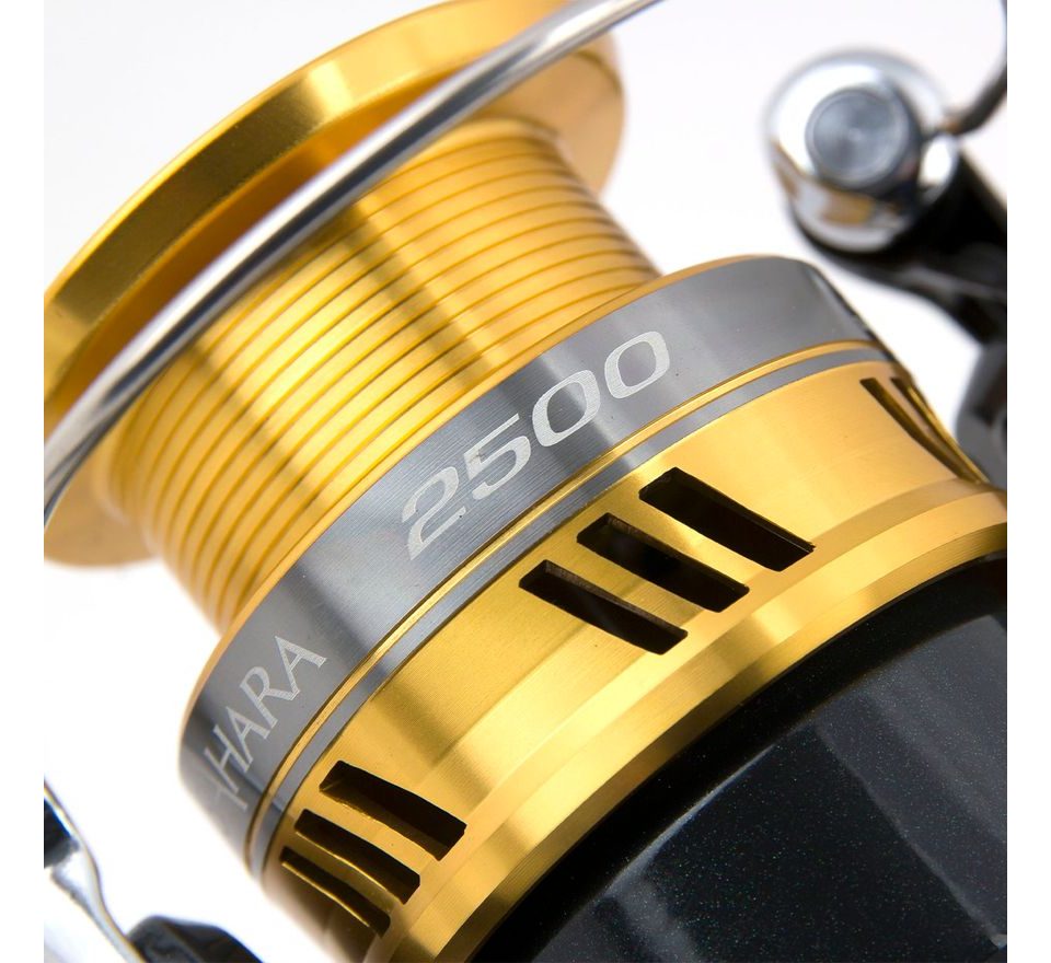 Shimano Naviják Sahara 2500 RD