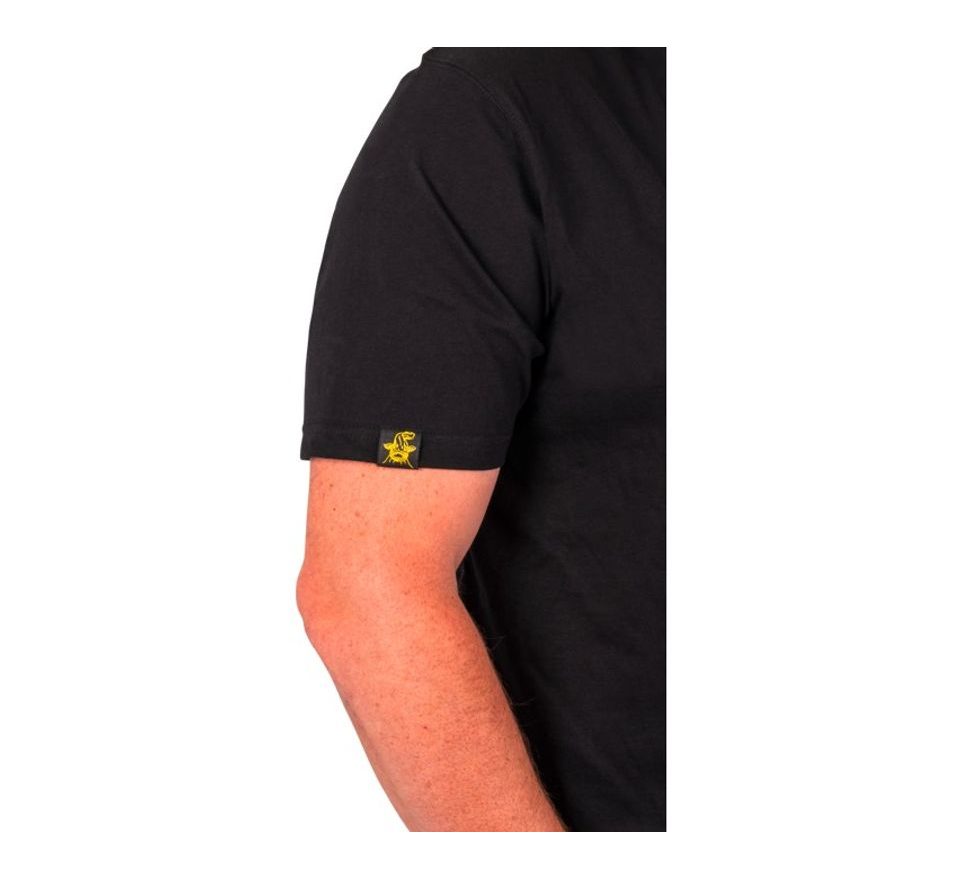 Black Cat Triko Chase Dreams Black Tee