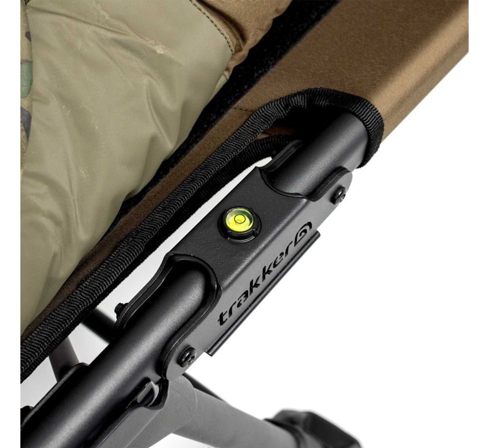 Trakker Lehátko RLX 6 Camo Bed System