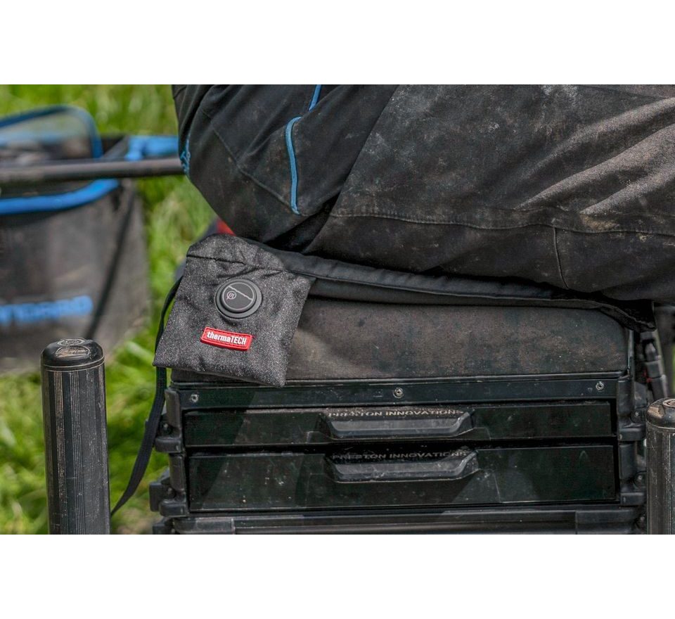 Preston Elektricky vyhřívaná podložka Thermatech Heated Seat Cushion