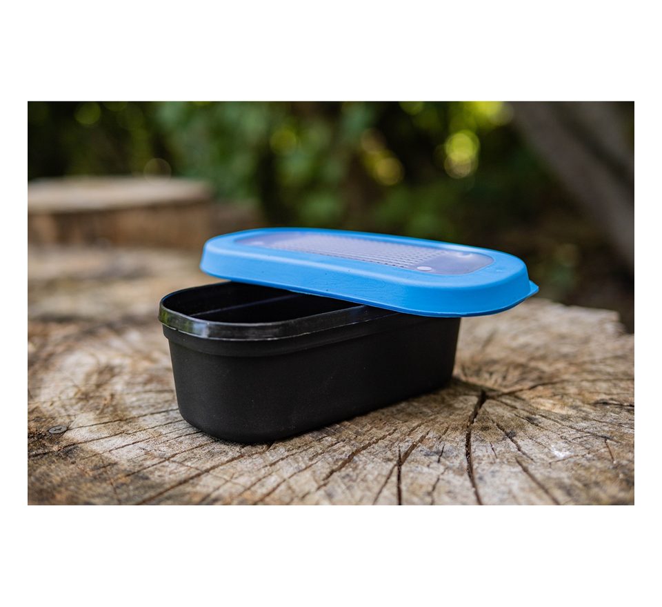 Giants fishing Krabička na červy Bait Square Box 500ml