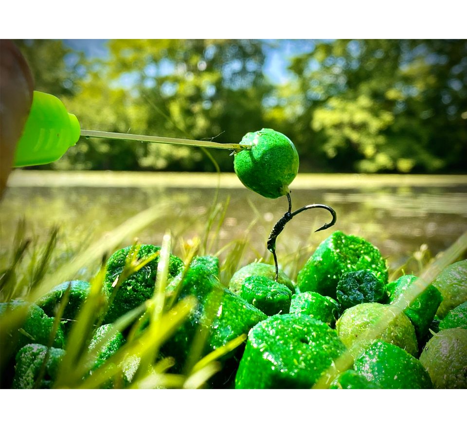 LK Baits Pop-up Euro Economic Amur Special Spice Shrimp 18mm 200ml