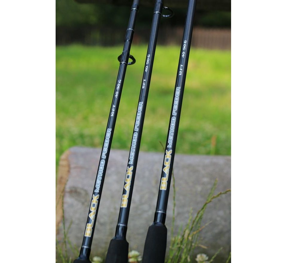 Giants Fishing Prút Black Method Feeder 3.3m 40-90g + Naviják Gaube FD 3000