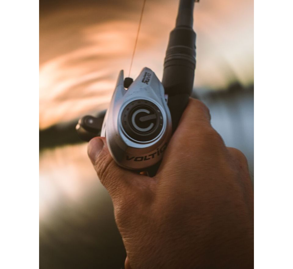 Abu Garcia Naviják Revo 5 X VoltiQ Low Profile VIQ