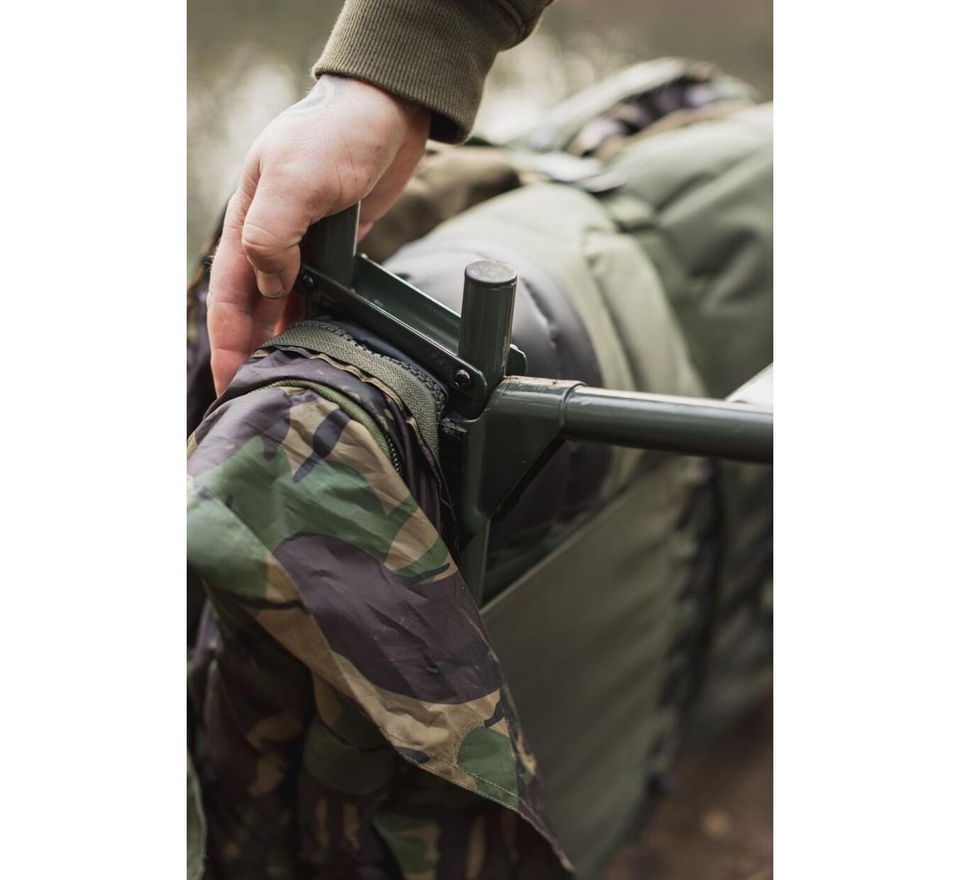 Wychwood Lehátko + spací vak Riot Tactical Compact 6 Leg Sleep System
